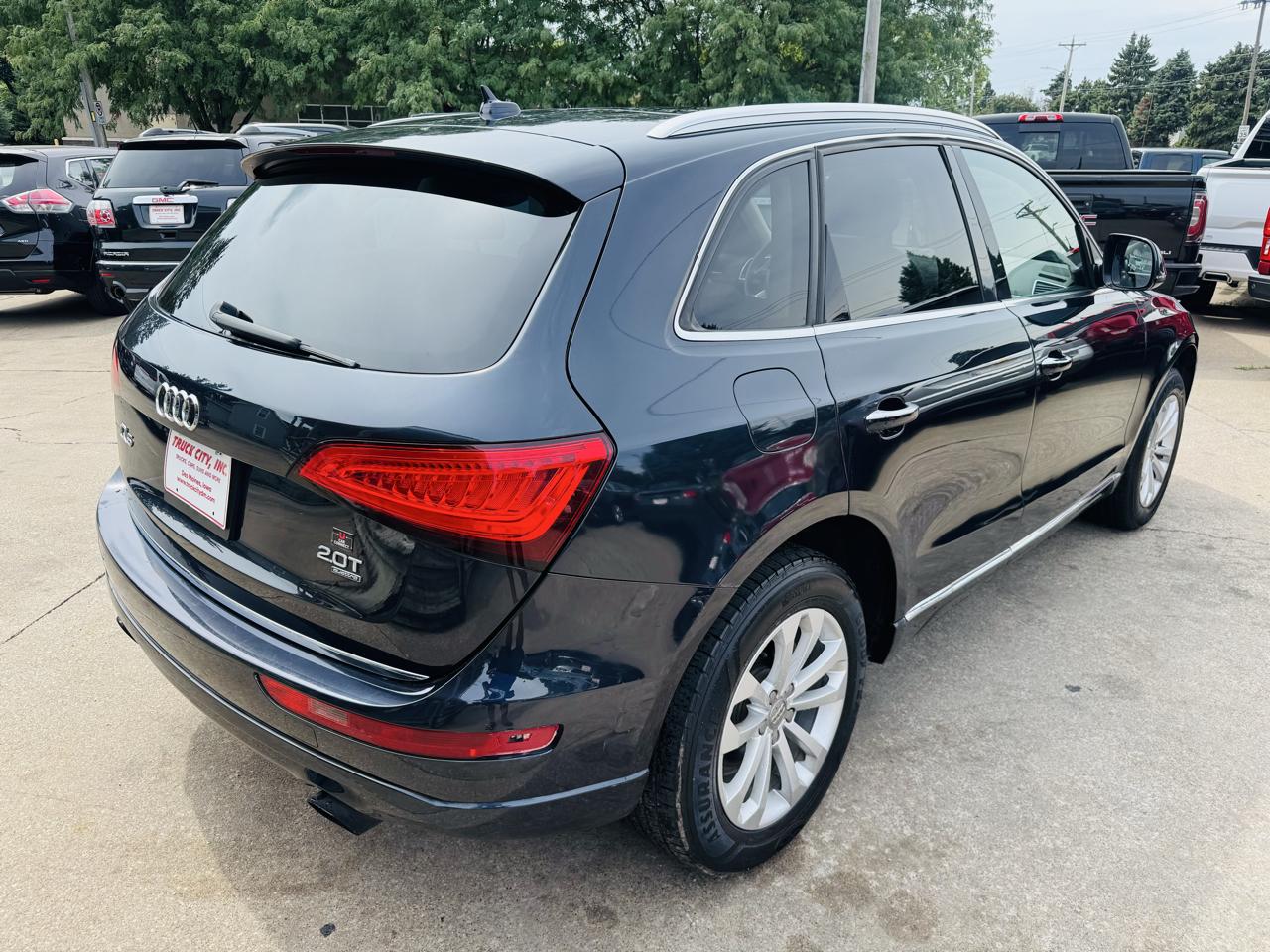 Audi Q5 2.0T Premium quattro 2015