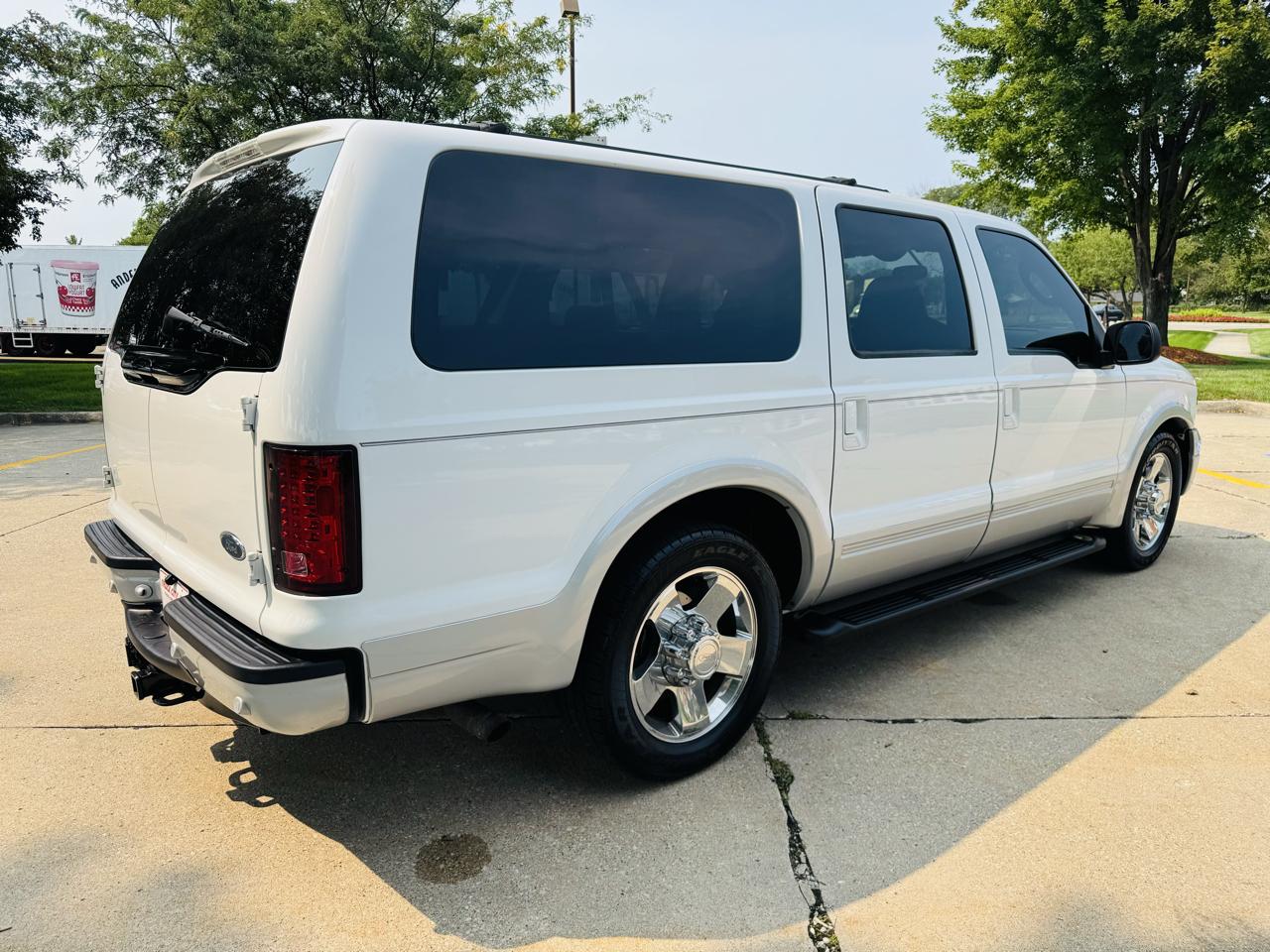 Ford Excursion Eddie Bauer 5.4L 2WD 2005