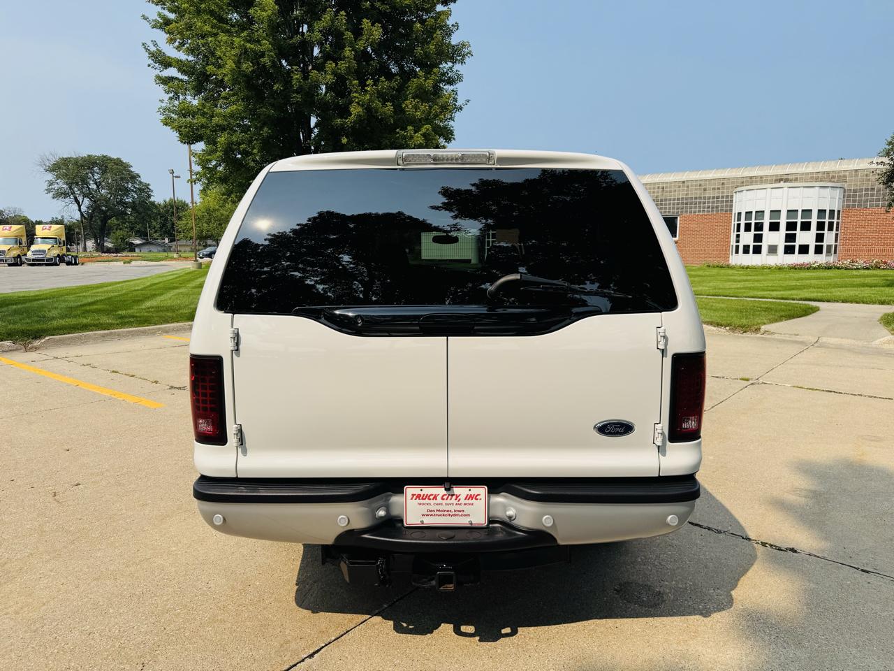 Ford Excursion Eddie Bauer 5.4L 2WD 2005