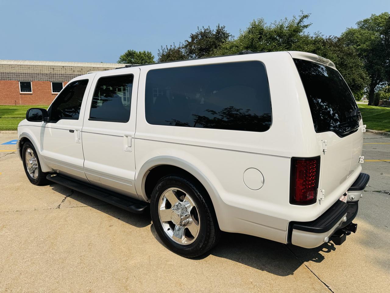 Ford Excursion Eddie Bauer 5.4L 2WD 2005