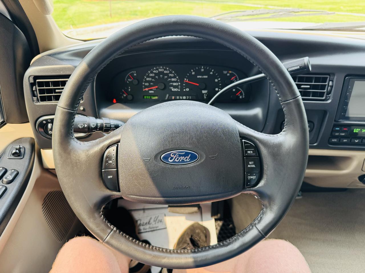 Ford Excursion Eddie Bauer 5.4L 2WD 2005