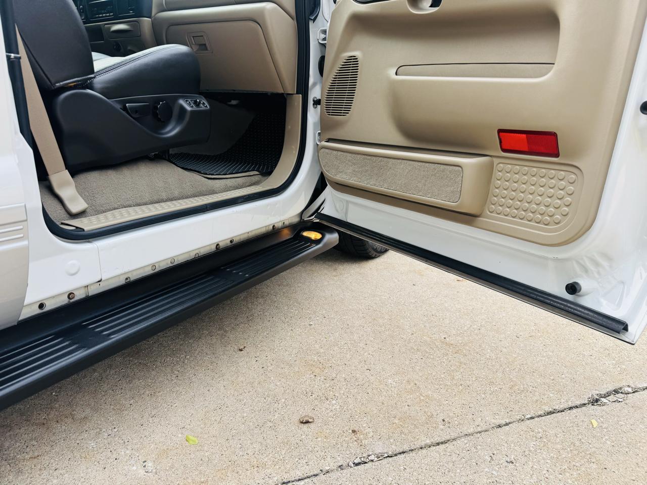 Ford Excursion Eddie Bauer 5.4L 2WD 2005
