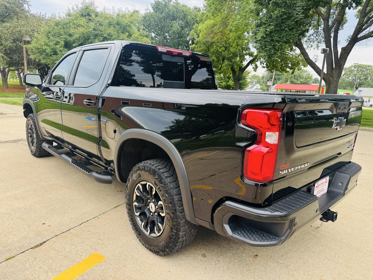 Chevrolet Silverado 1500 ZR2 Crew Cab 4WD 2024