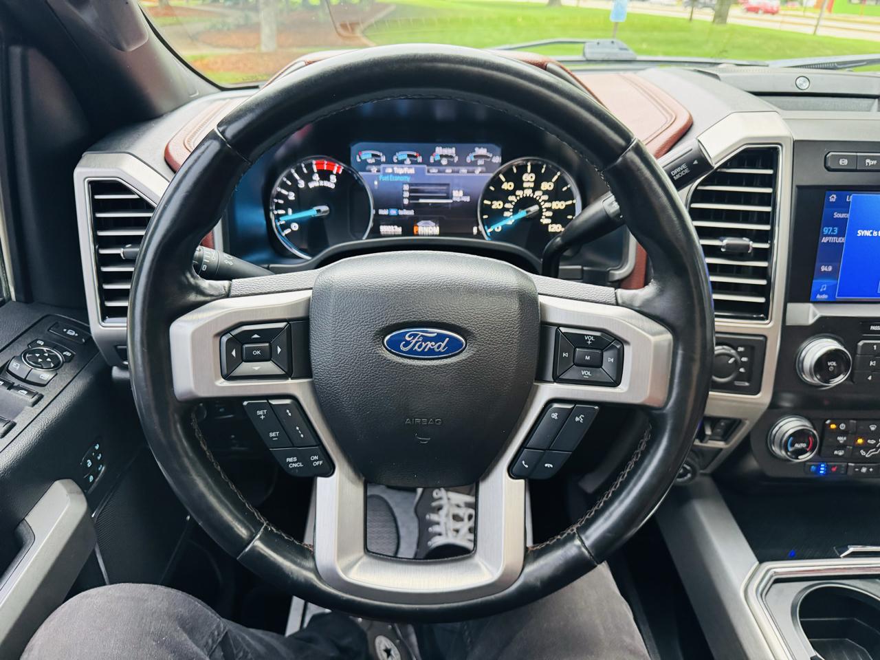 Ford F-250 SD Platinum Crew Cab 4WD 2021