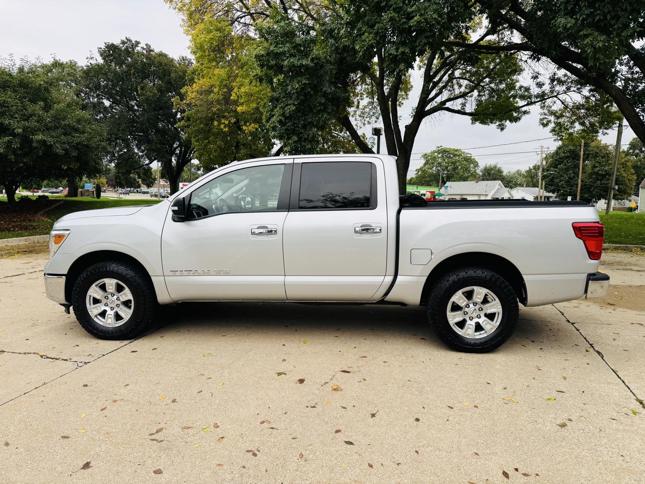 Nissan Titan S Crew Cab 4WD 2018