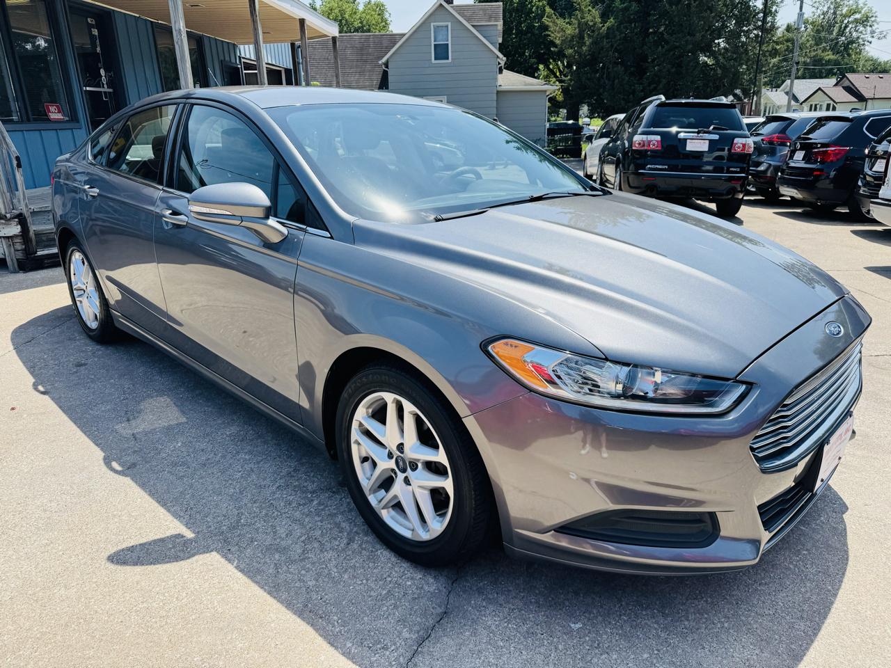 Ford Fusion SE 2014