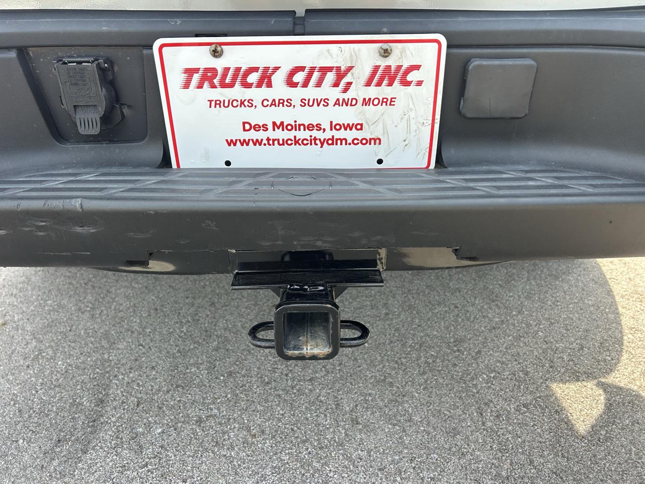 Chevrolet Silverado 1500 2WD Reg Cab 140" Work Truck 2011