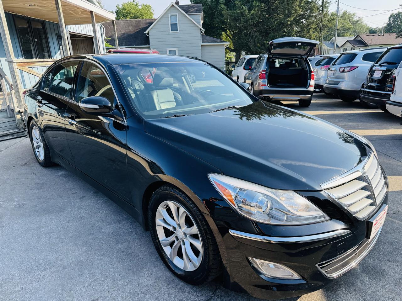 Hyundai Genesis 3.8L 2013