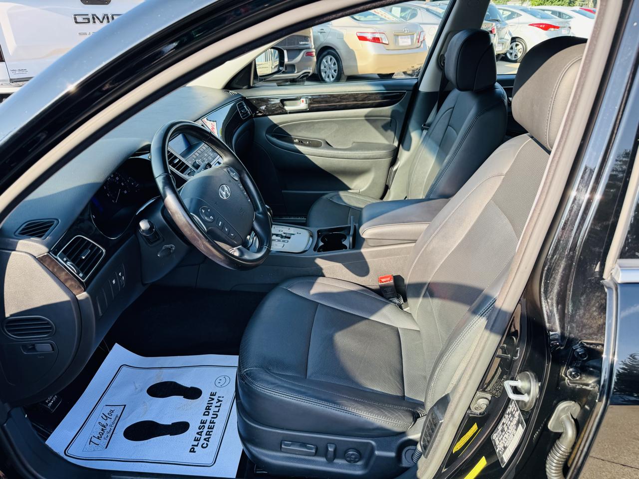 Hyundai Genesis 3.8L 2013