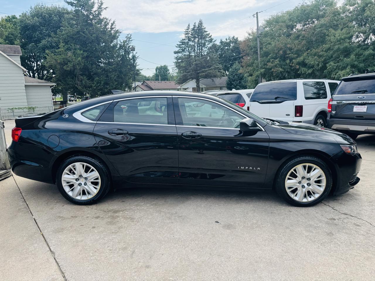 Chevrolet Impala LS 2017