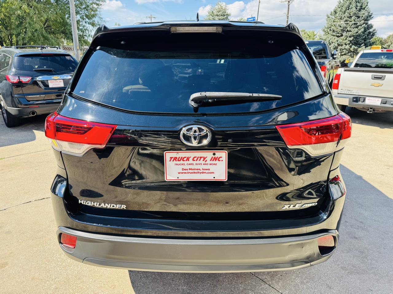 Toyota Highlander XLE AWD V6 2017