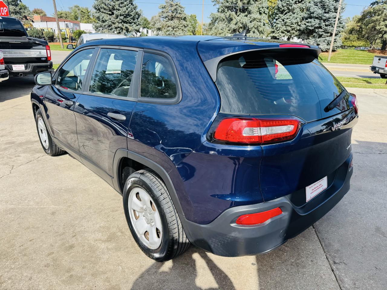 Jeep Cherokee Sport FWD 2014