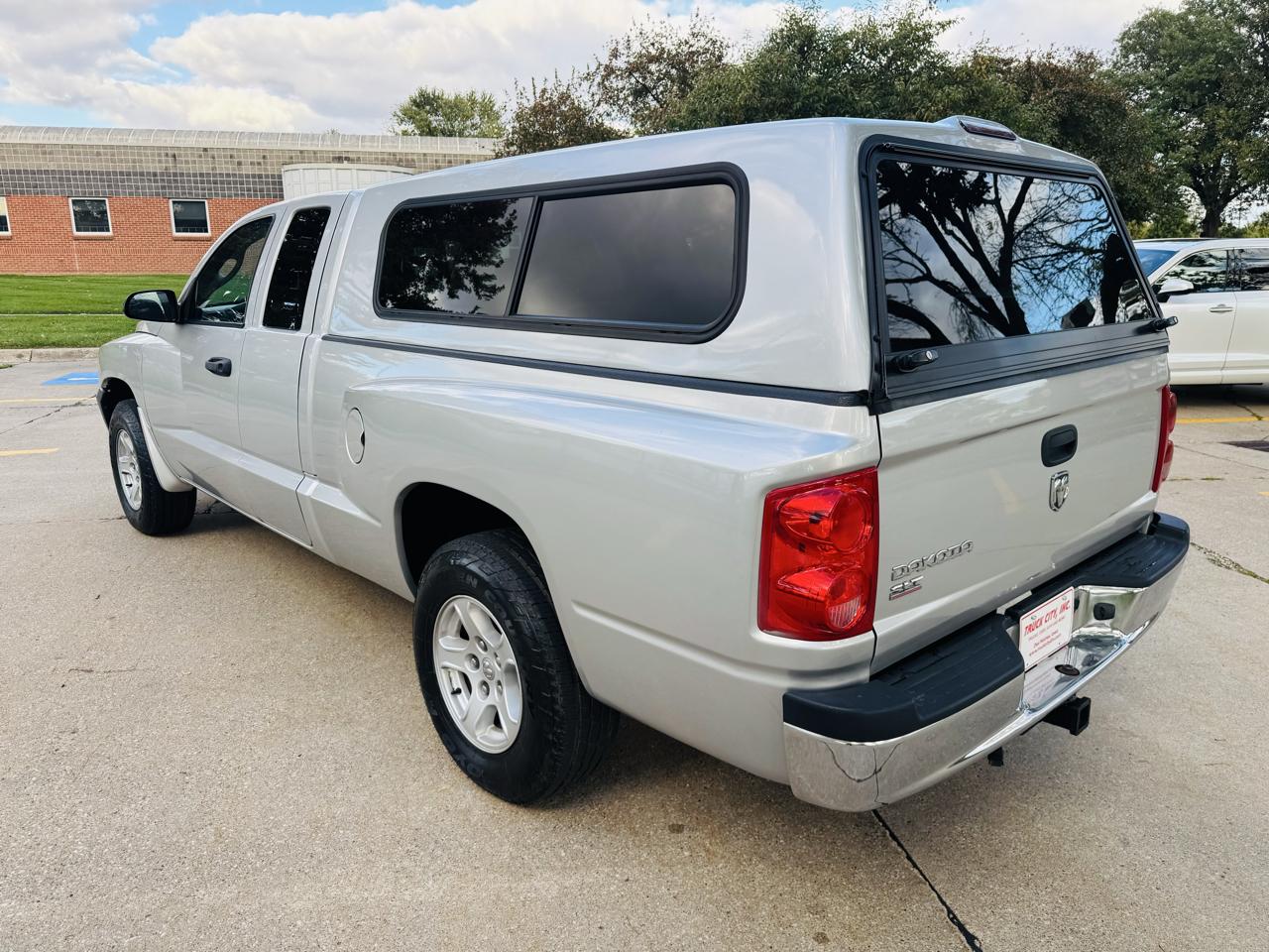 Dodge Dakota SLT Club Cab 4WD 2005