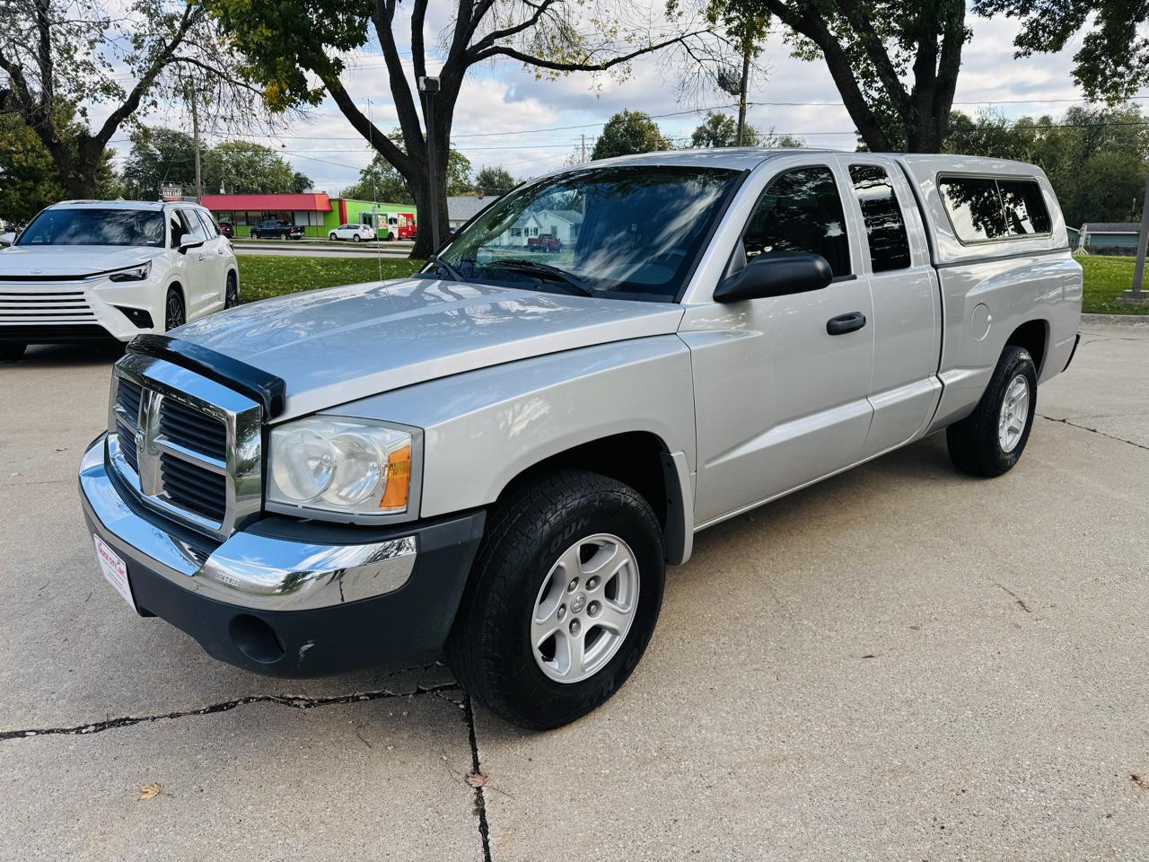 Dodge Dakota SLT Club Cab 4WD 2005