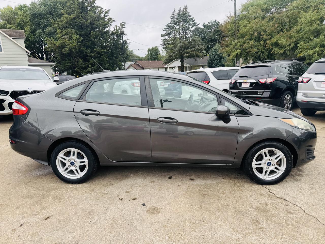 Ford Fiesta SE Sedan 2017