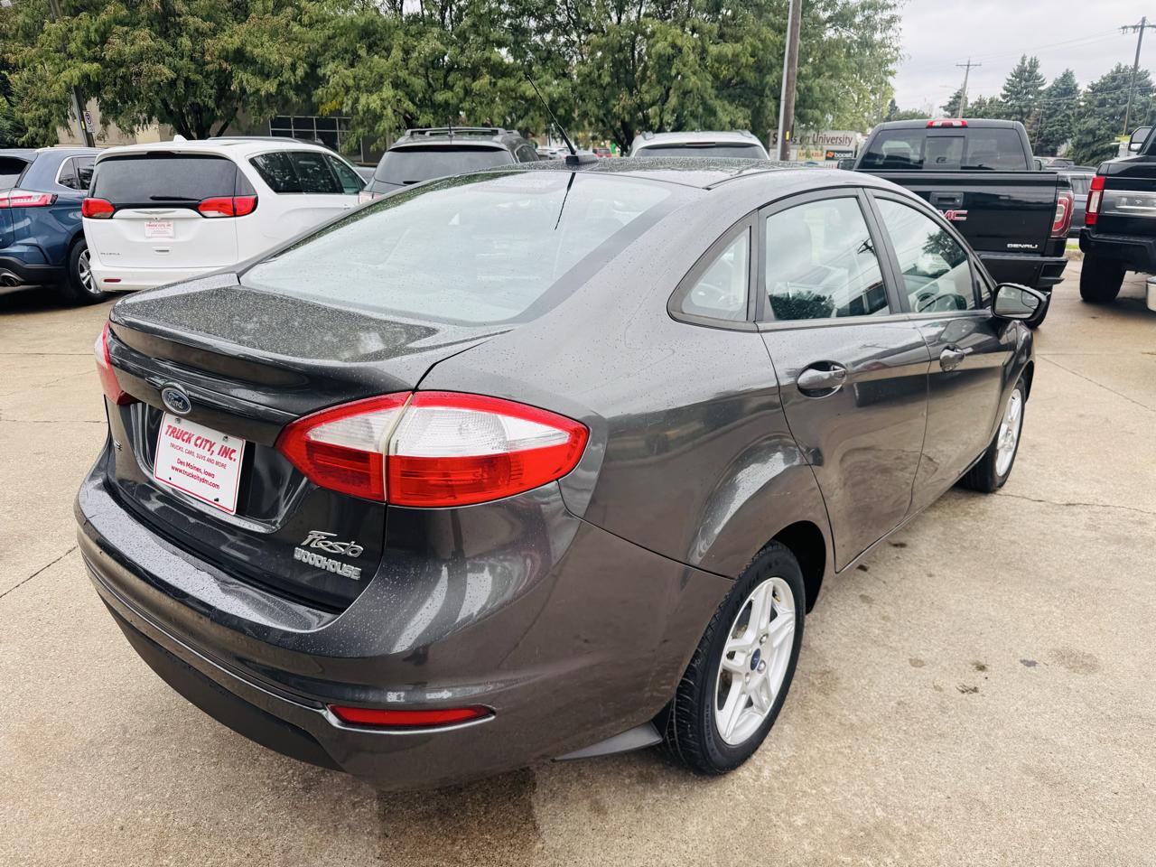 Ford Fiesta SE Sedan 2017