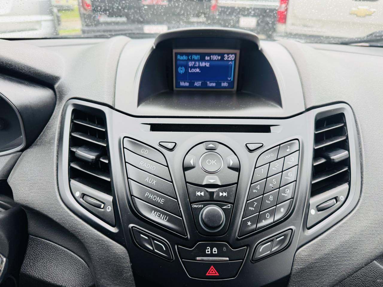 Ford Fiesta SE Sedan 2017