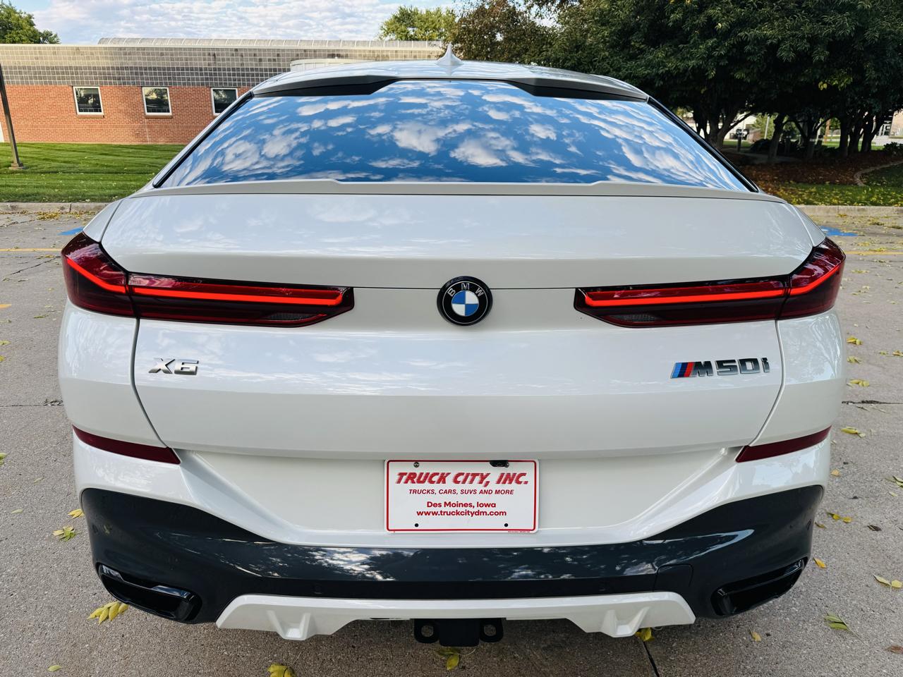 BMW X6 M50i 2022