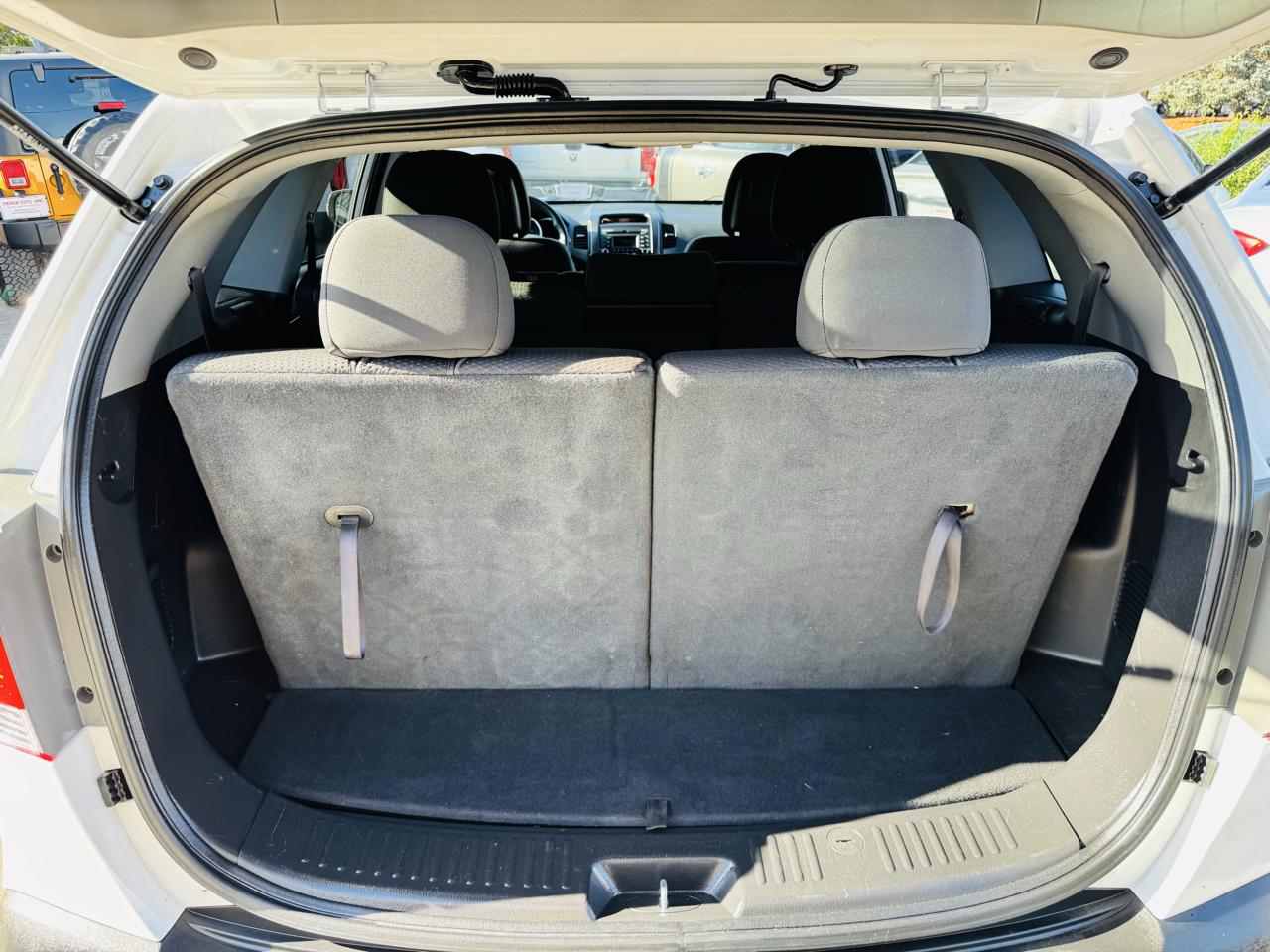 Kia Sorento LX 4WD 2011