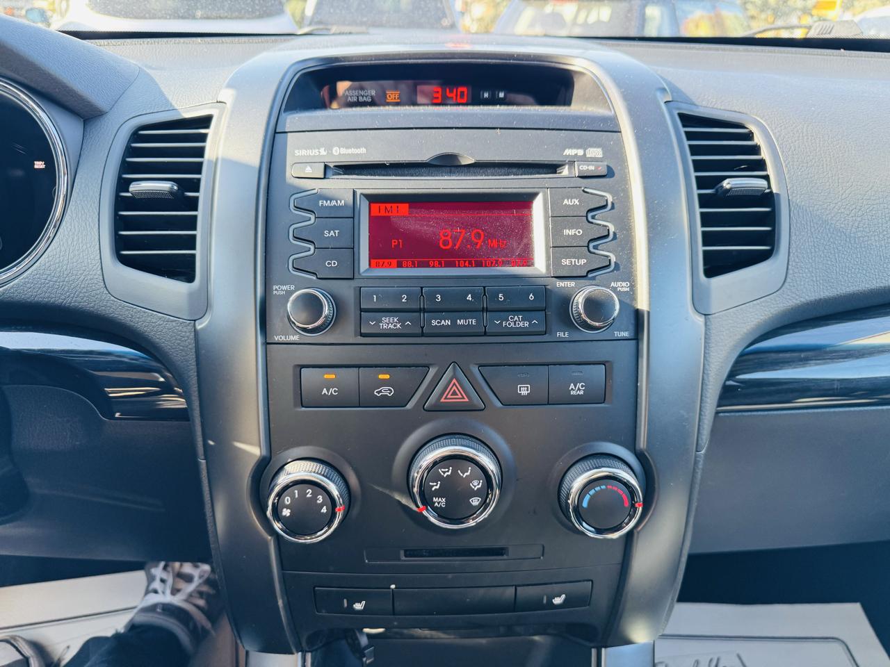 Kia Sorento LX 4WD 2011