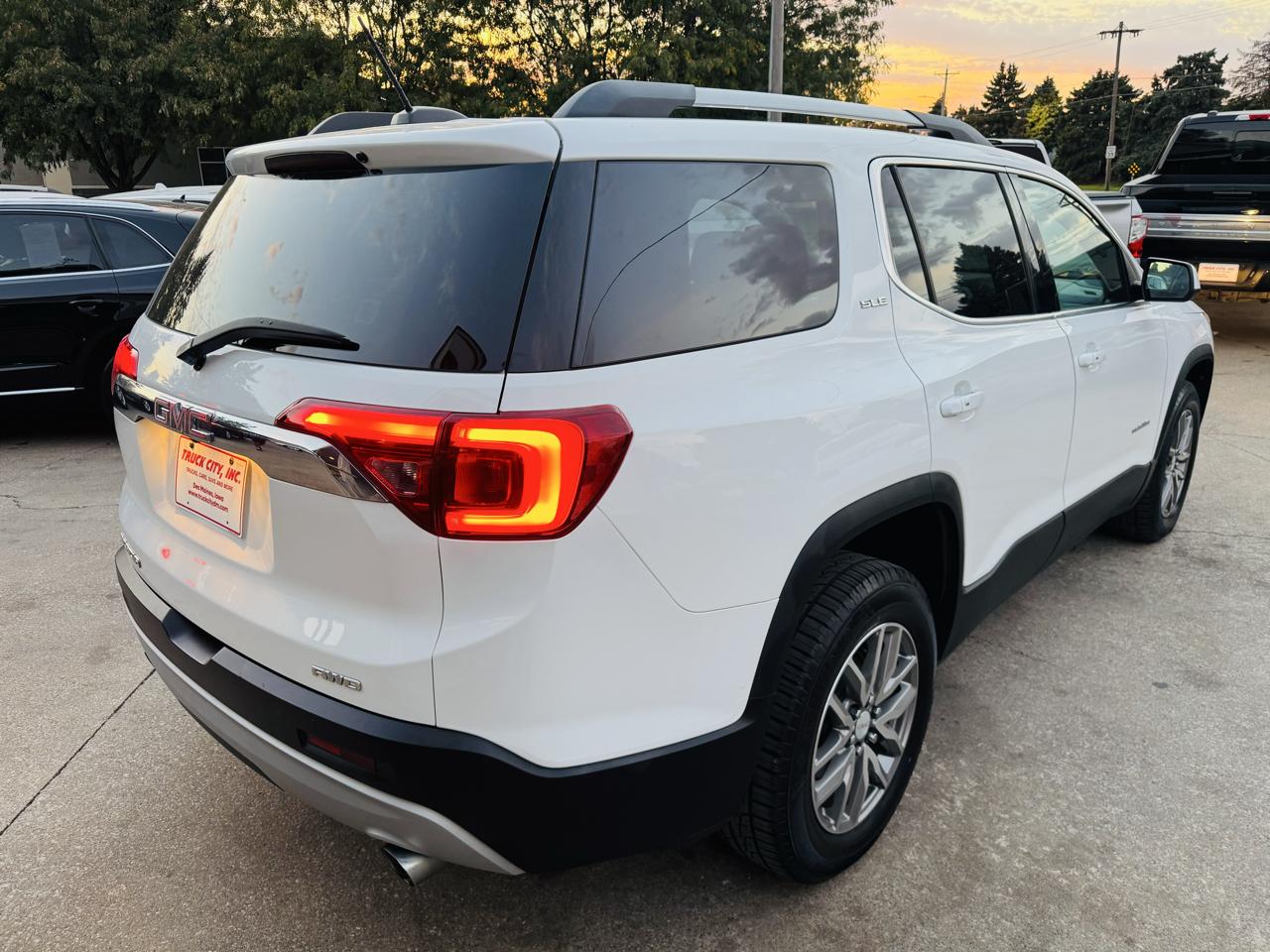 GMC Acadia SLE-2 AWD 2017