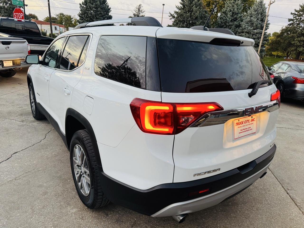 GMC Acadia SLE-2 AWD 2017