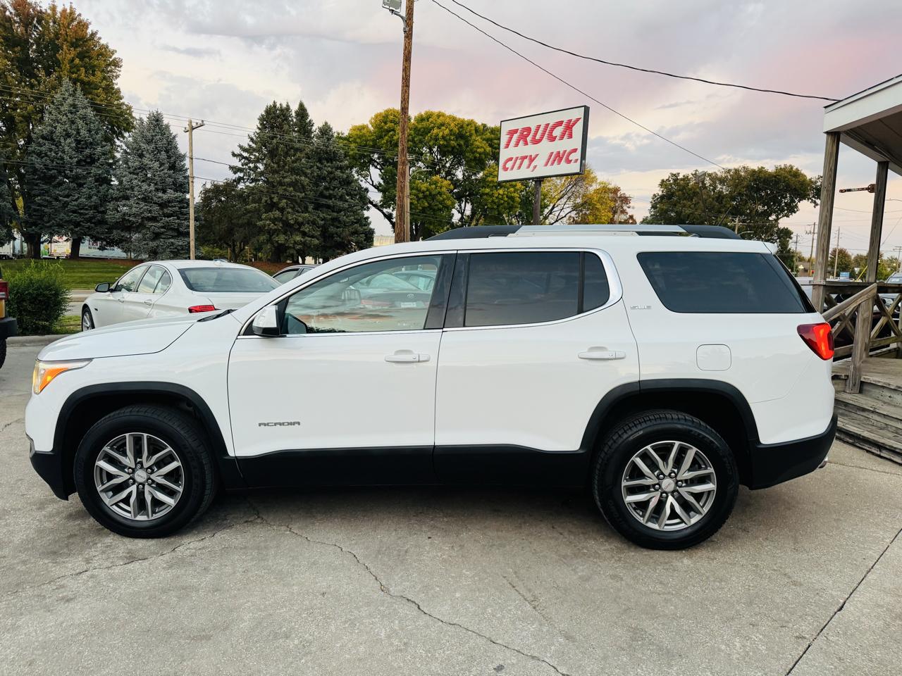 GMC Acadia SLE-2 AWD 2017