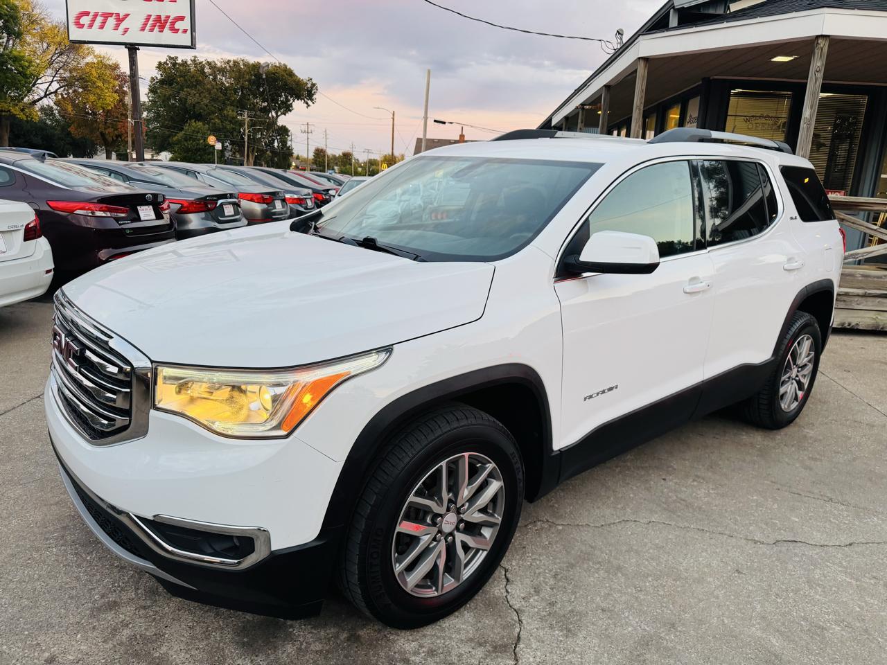 GMC Acadia SLE-2 AWD 2017