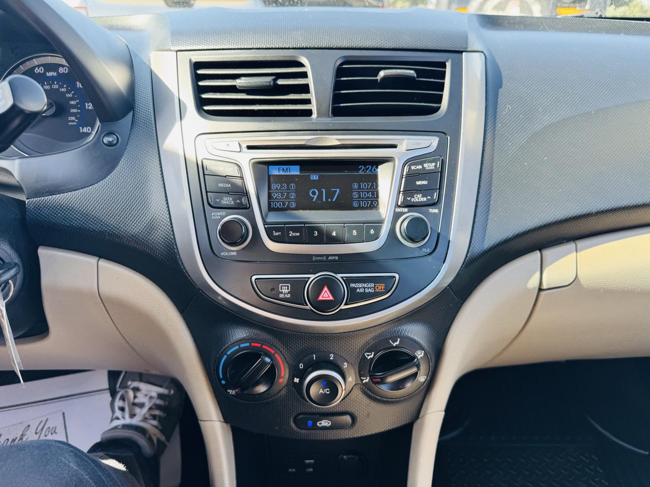 Hyundai Accent SE 4-Door 6A 2016