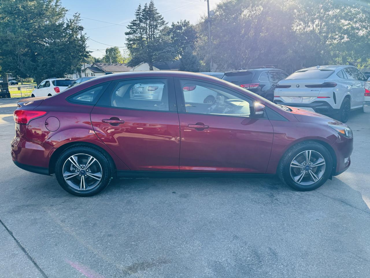 Ford Focus SE Sedan 2017