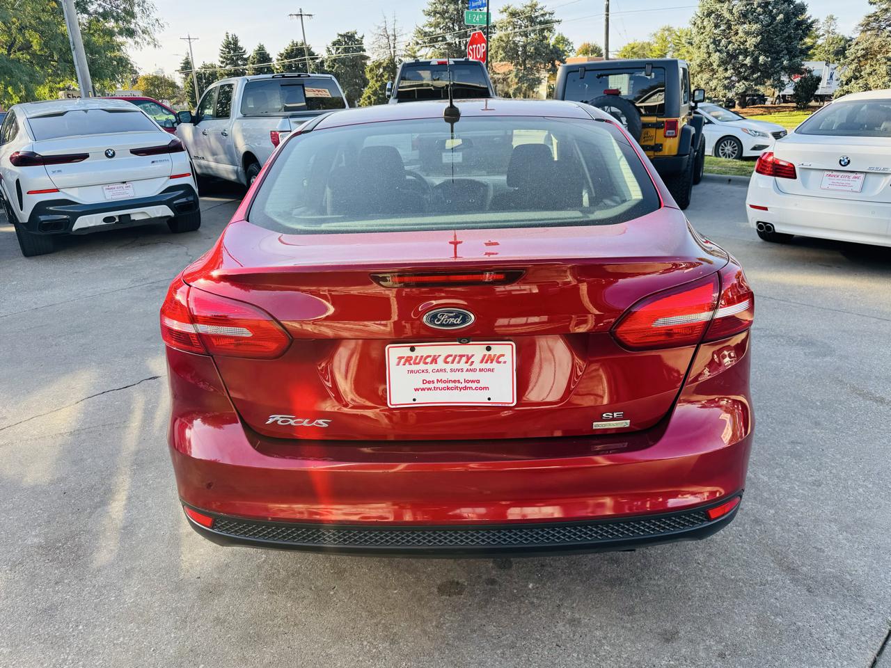 Ford Focus SE Sedan 2017