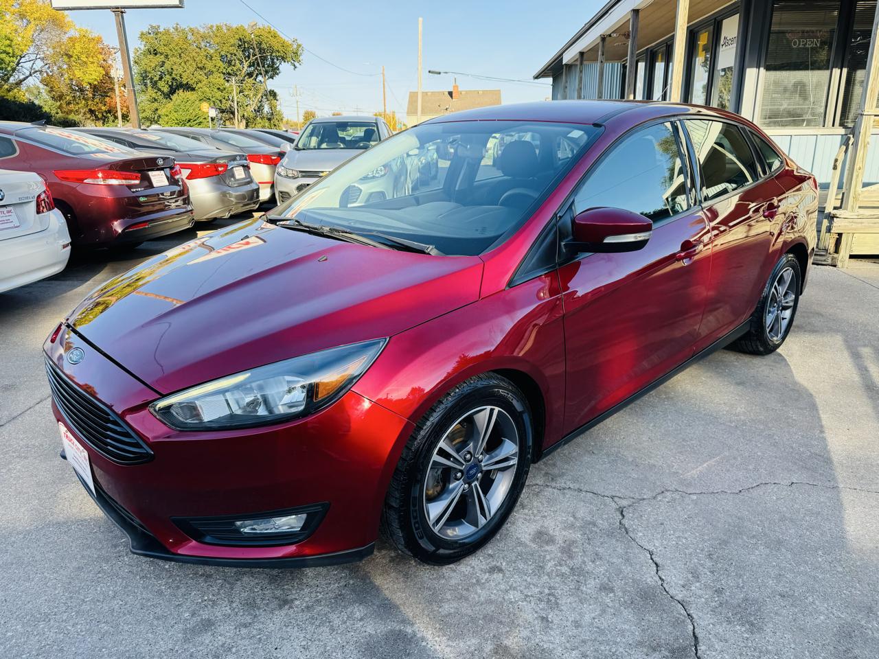 Ford Focus SE Sedan 2017