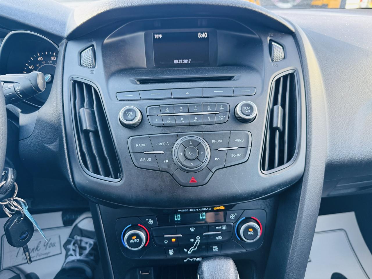 Ford Focus SE Sedan 2017