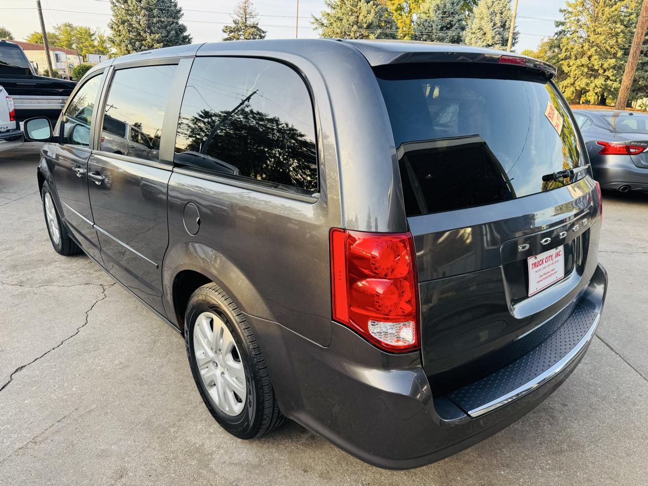 Dodge Grand Caravan SE 2016
