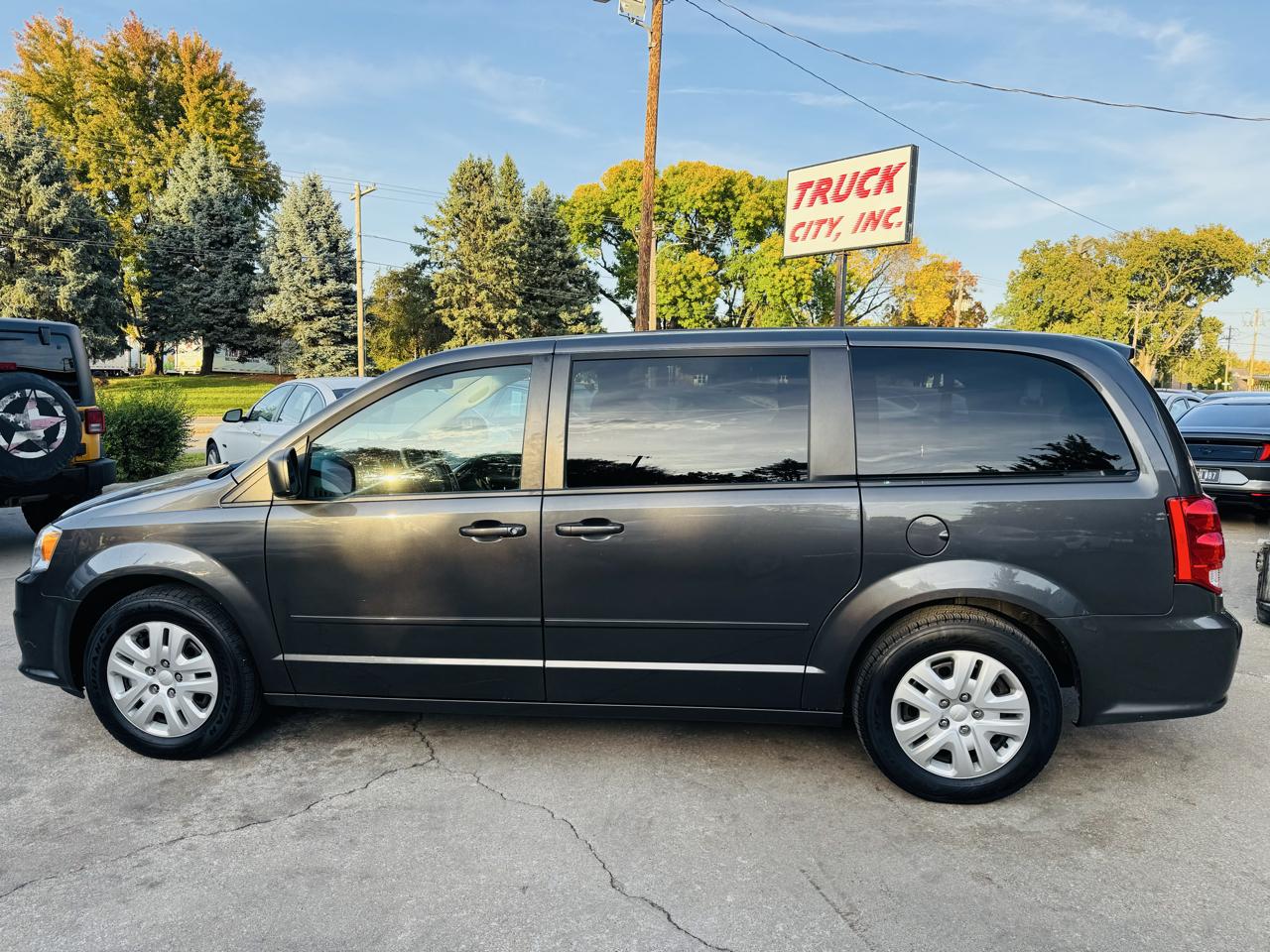 Dodge Grand Caravan SE 2016