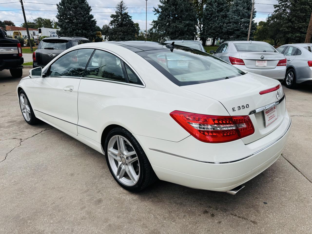 Mercedes-Benz E-Class E350 Coupe 2011
