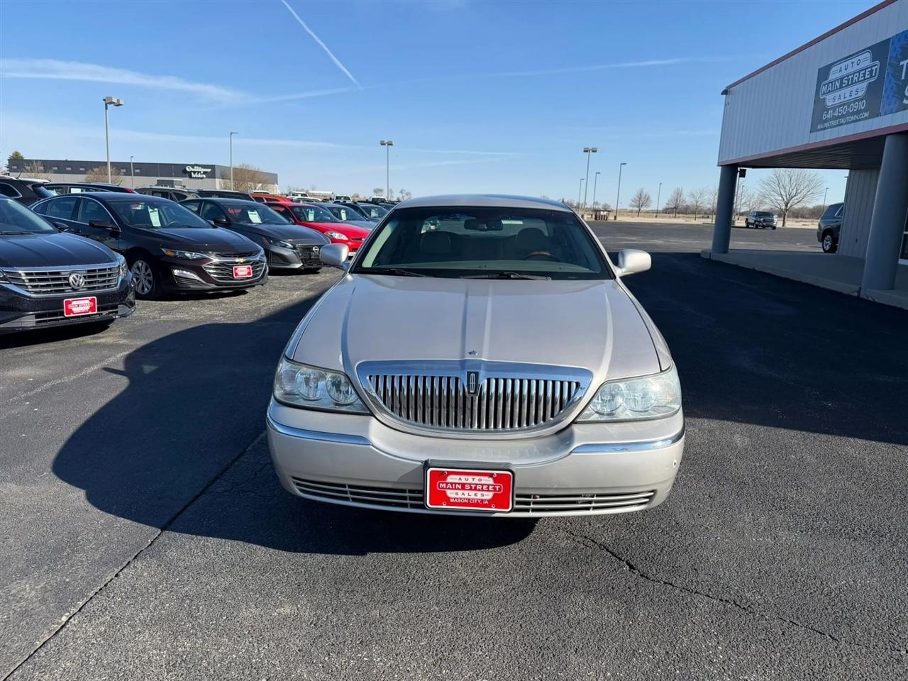 Lincoln Town Car  2009