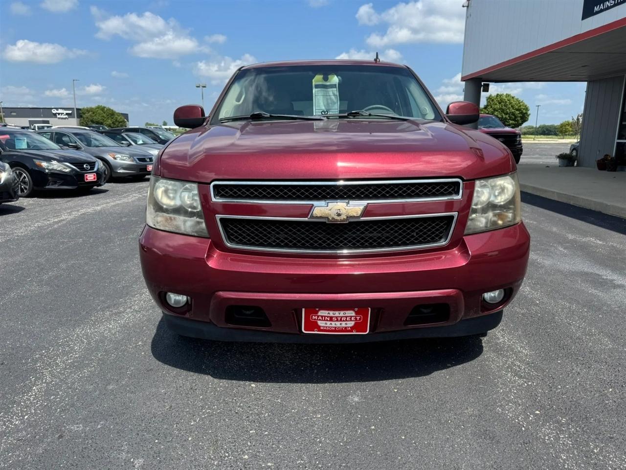 2008 Chevrolet Suburban LT - Photo 8