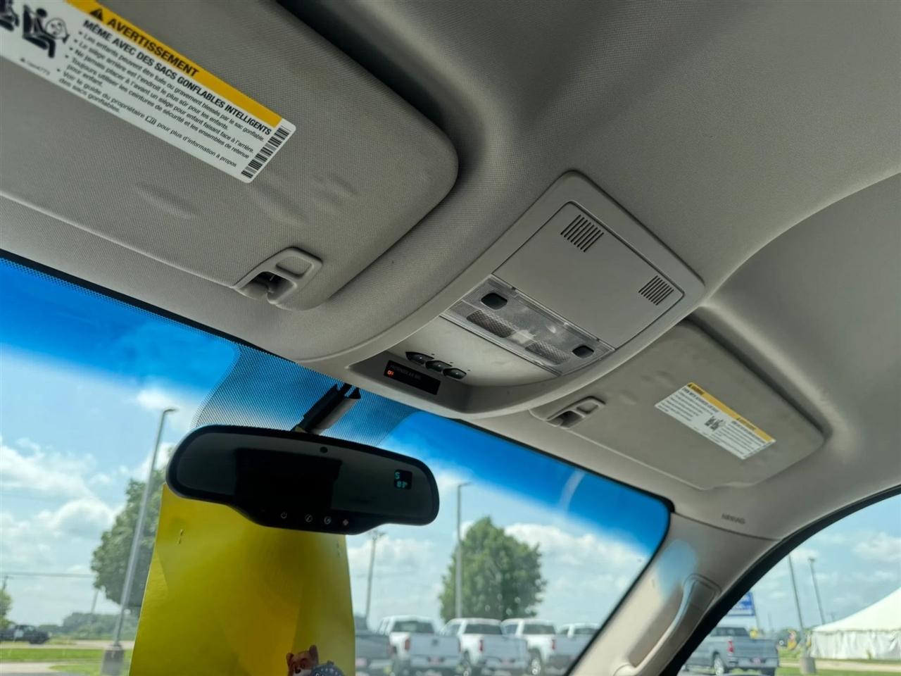 2008 Chevrolet Suburban LT - Photo 18