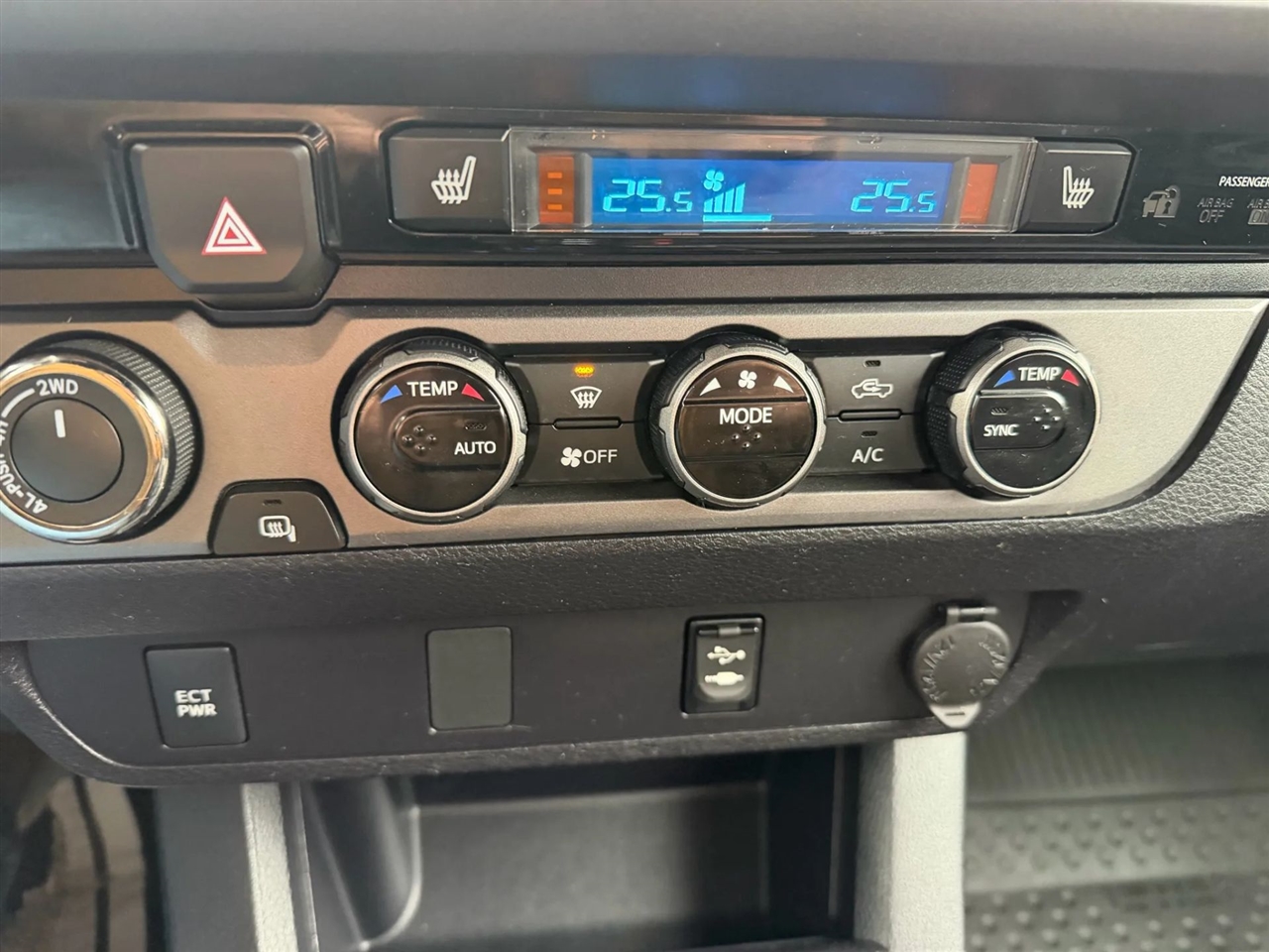 Toyota Tacoma  2017 Toyota Tacoma  2017