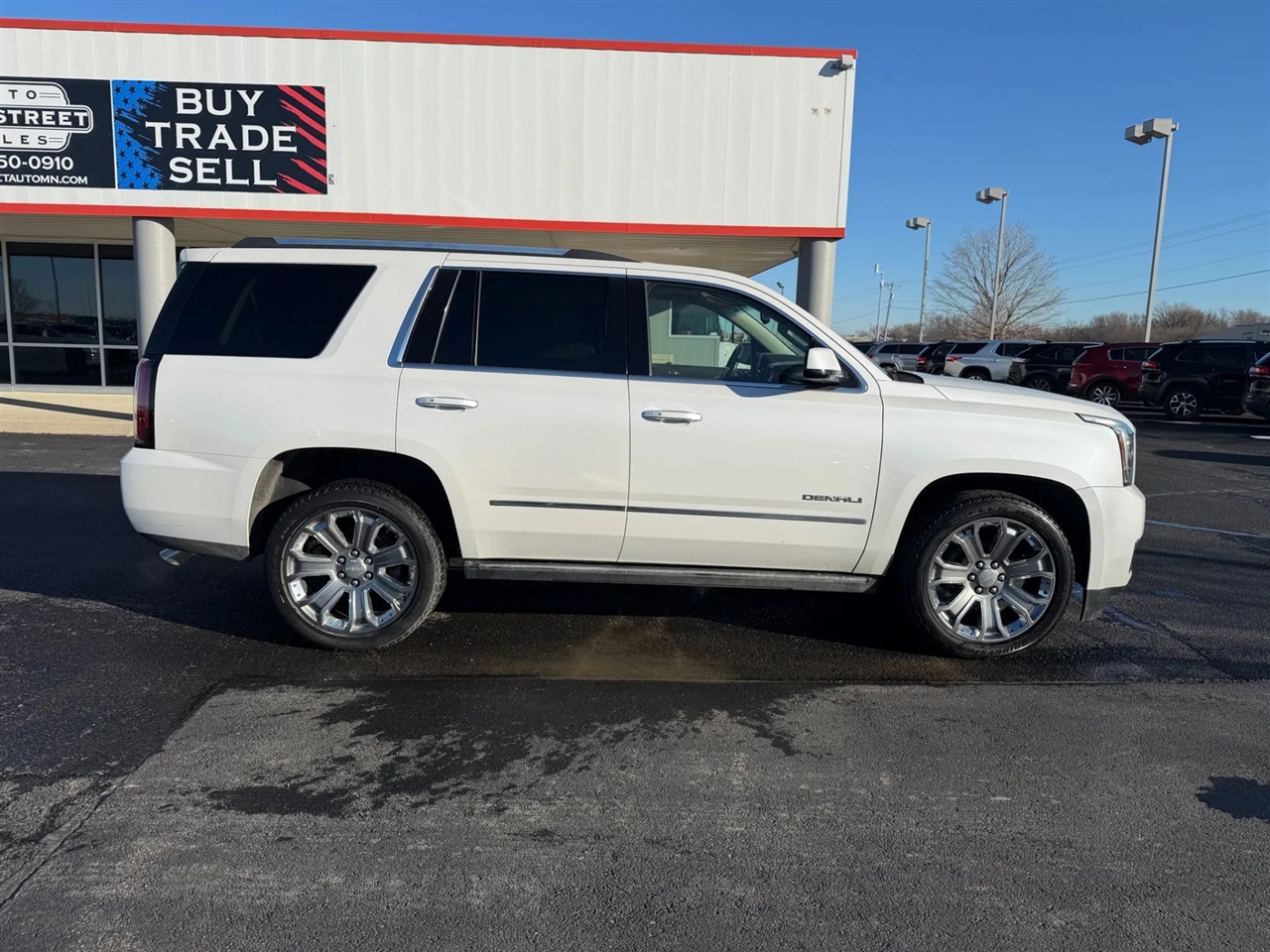 GMC Yukon Denali  2016