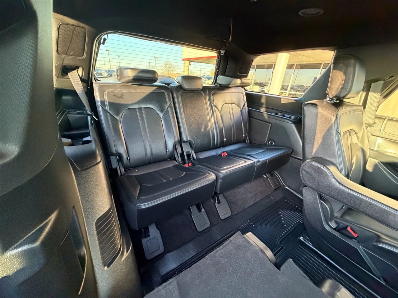 Ford Expedition  2021