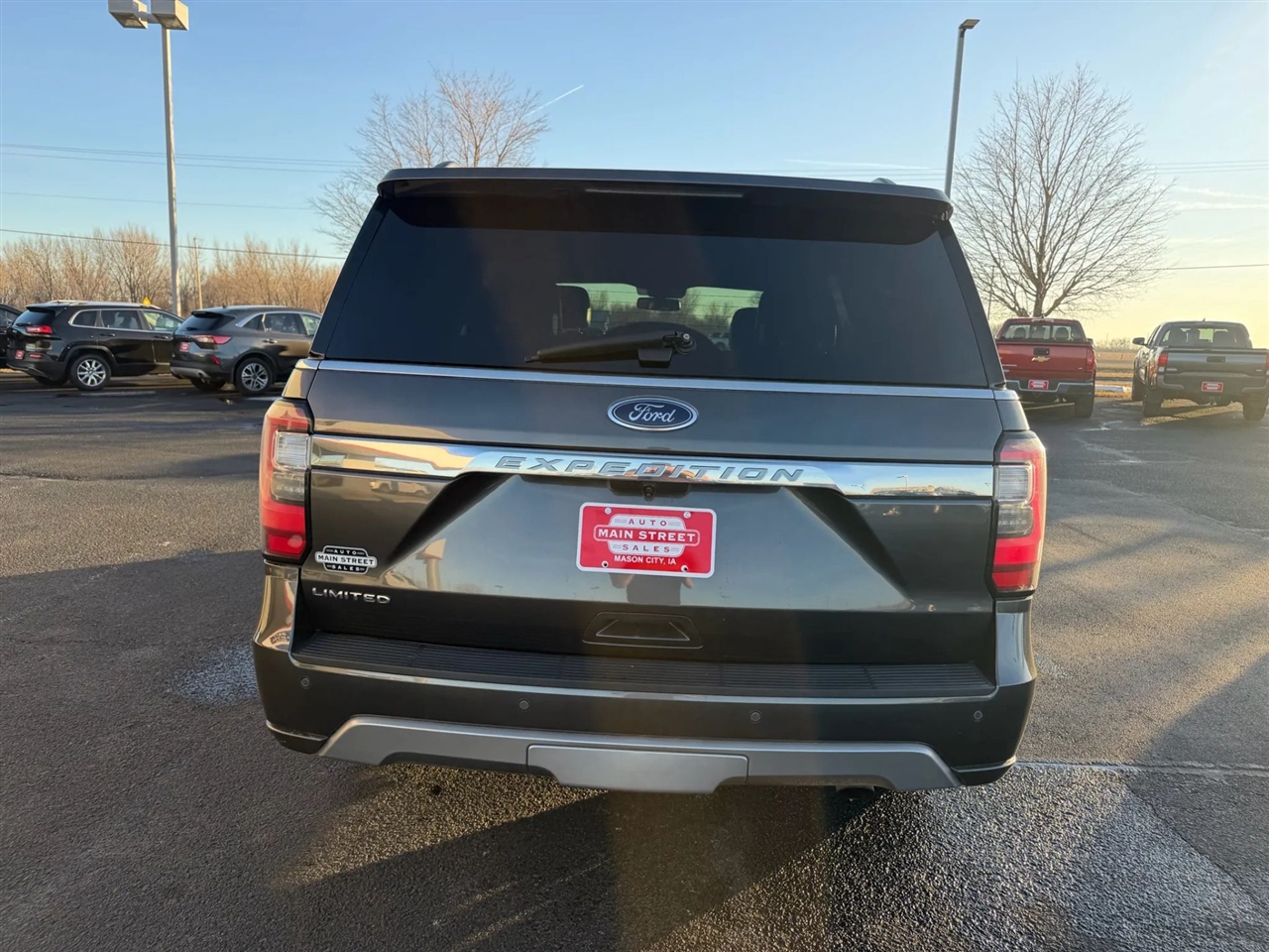 Ford Expedition  2021