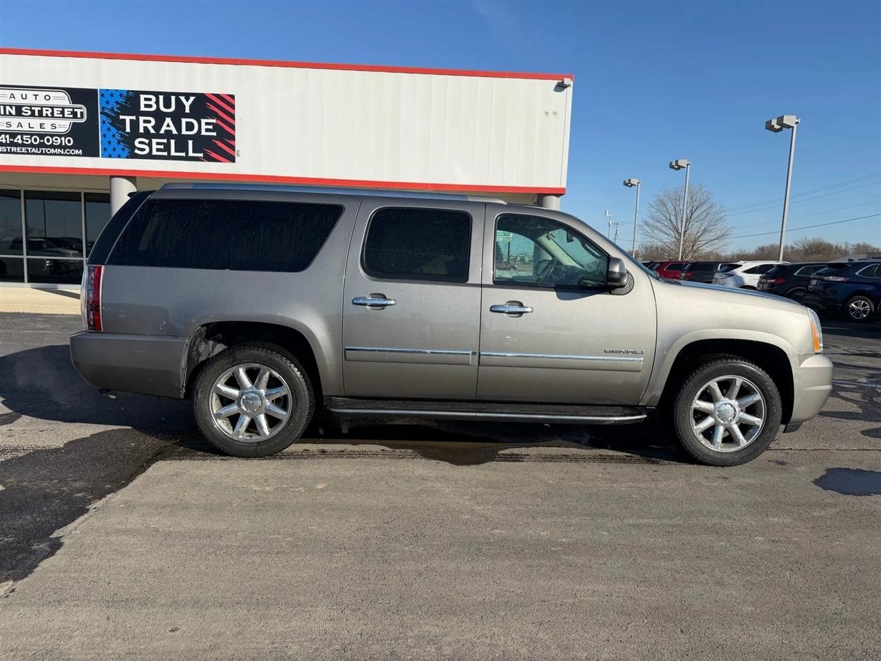 GMC Yukon Denali  2012