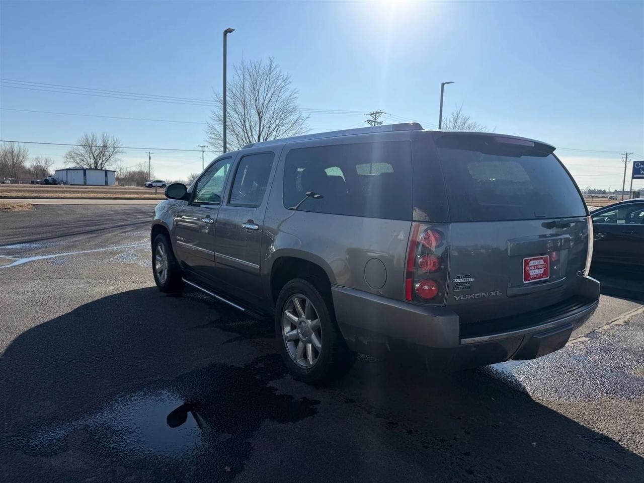 GMC Yukon Denali  2012