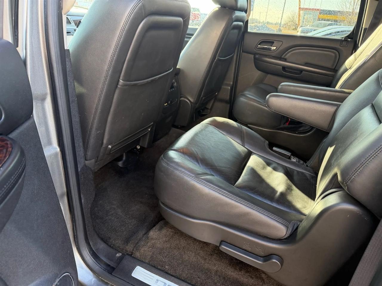 GMC Yukon Denali  2012