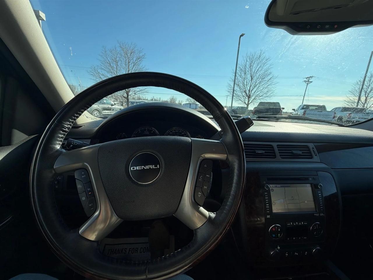 GMC Yukon Denali  2012