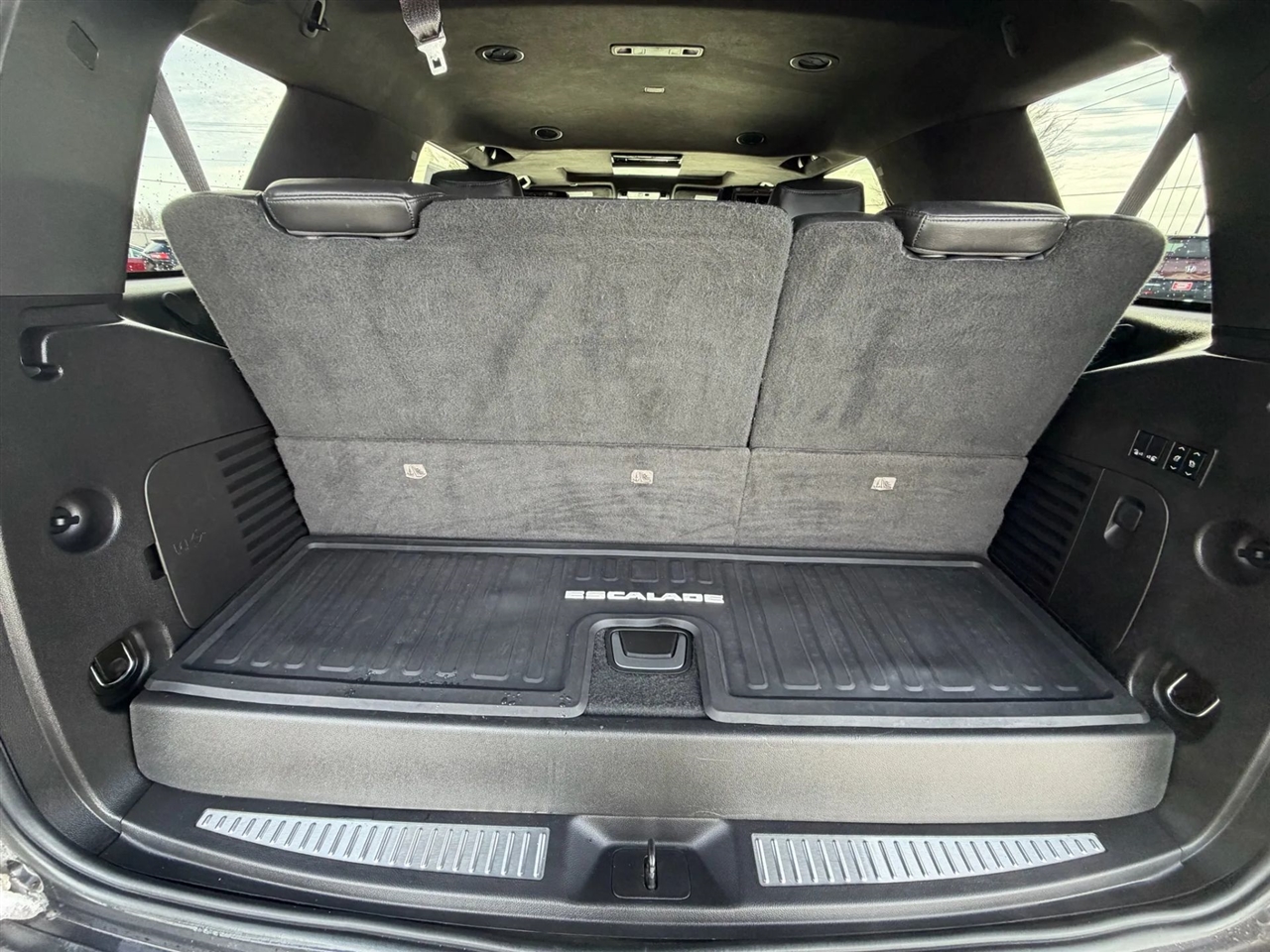 Cadillac Escalade  2015