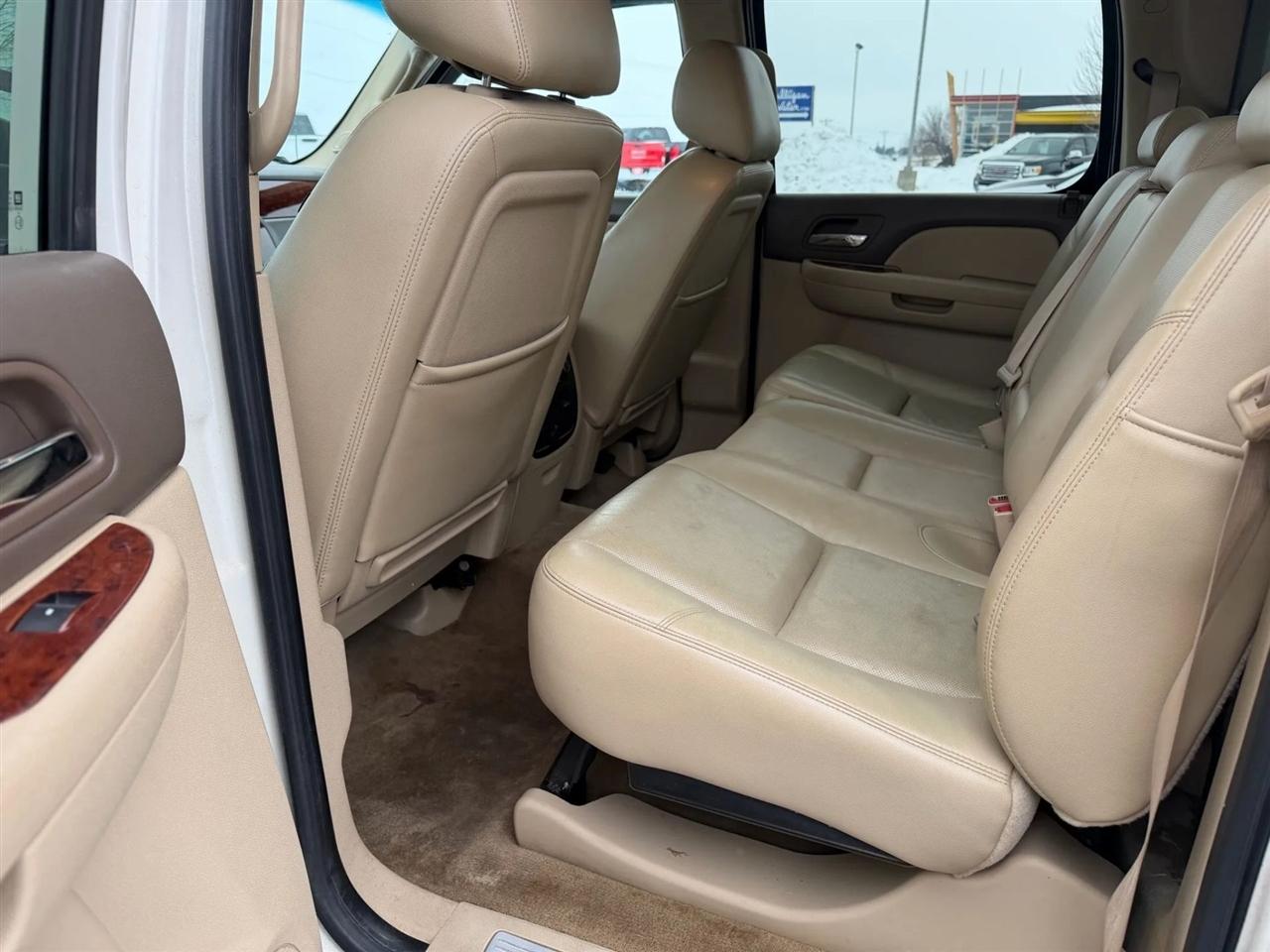 Chevrolet Avalanche  2011