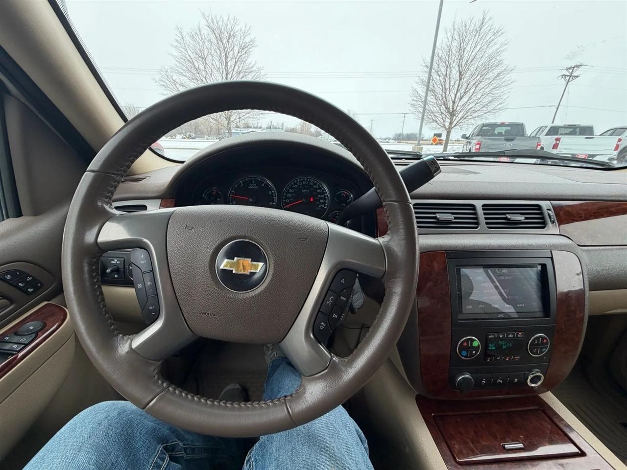 Chevrolet Avalanche  2011